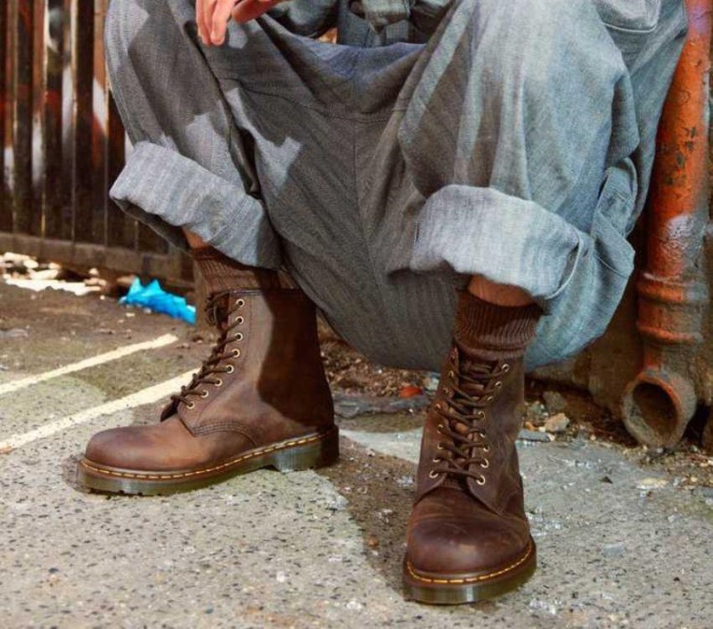 Dark Brown Crazy Horse Dr.Martens NZ 1460 Crazy Horse